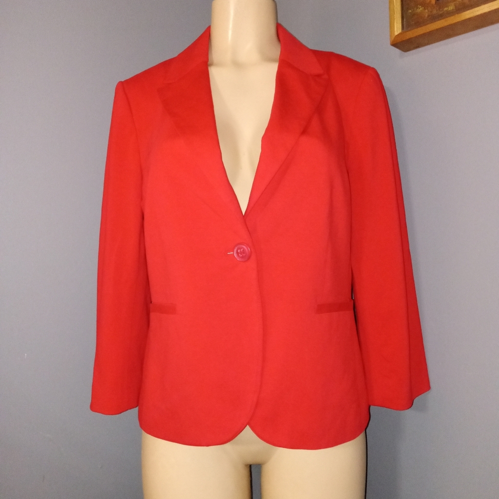 OBR RED JACKET W/ 1 BUTTON CLOSURE AND WHITE POLKA-DOT ON BLACK INTERIOR SZ LG